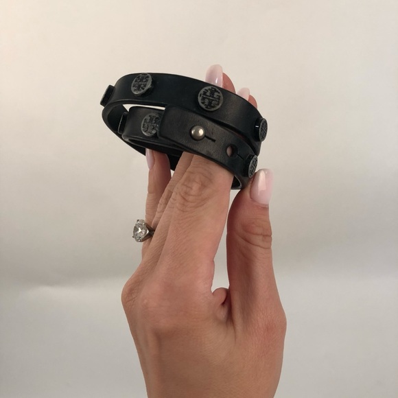 Tory Burch Jewelry - Black Tory Burch leather double wrap bracelet